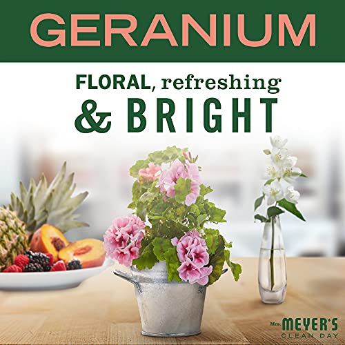 MRS. MEYER'S CLEAN DAY Air Freshener Sachets, Fragrance for your Locker, Car, Closet, and Gym Bag, Geranium, Pack of 3
