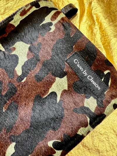 G'wan Clutch- 109