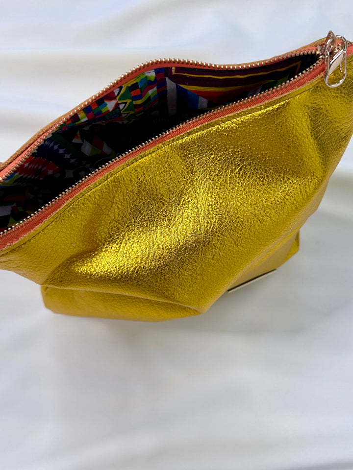 G'wan Flipper  Clutch | Kemet Gold