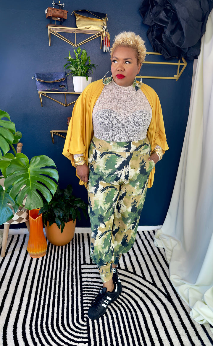 Ocean Drama Sleeve Cocoon  |  Monet Camo Collection | Golden Ocher