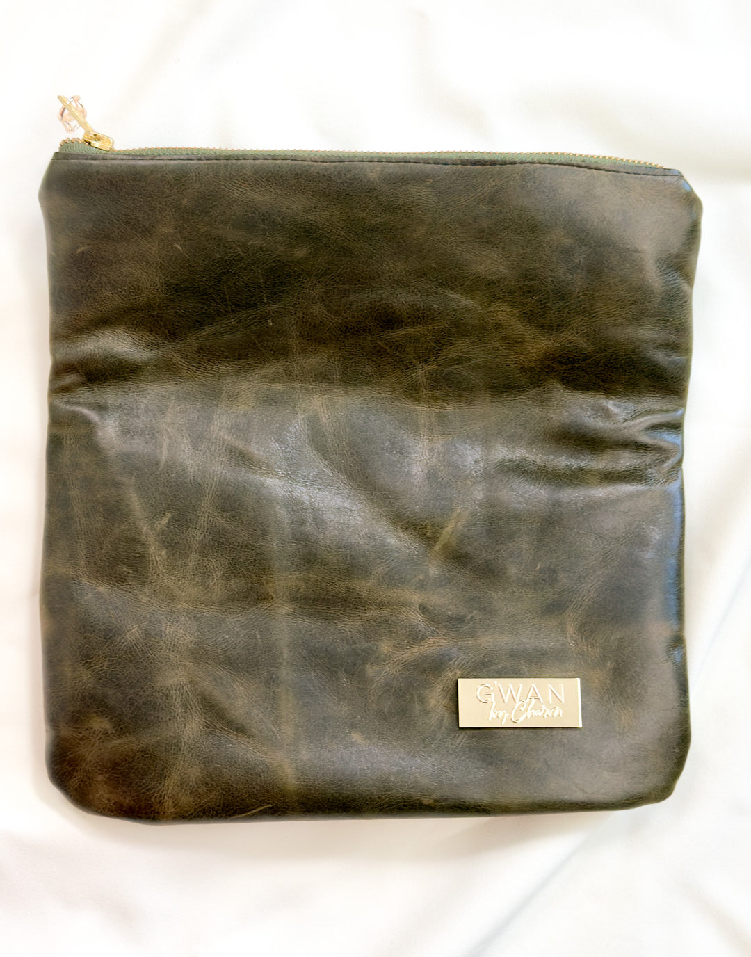 G'wan Flipper  Clutch |  Olive Pull Up leather