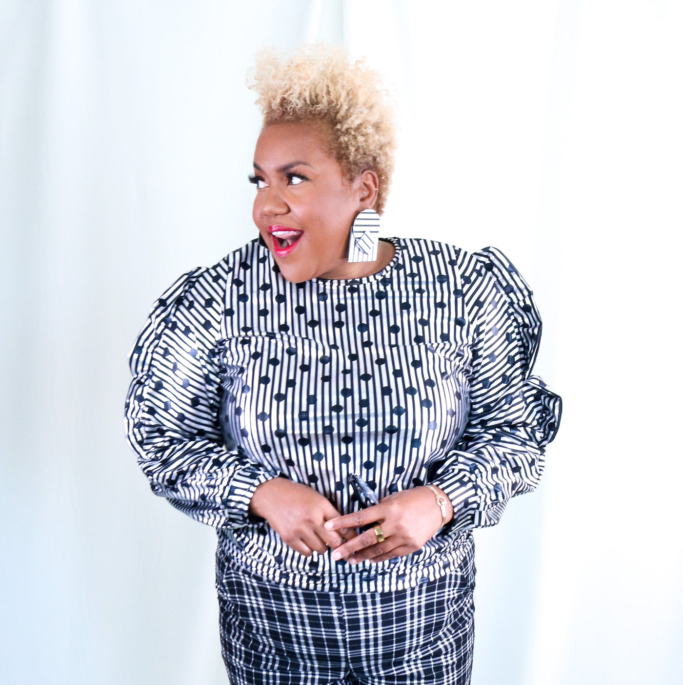 Pixie Glam Sweatshirts| Icon 3