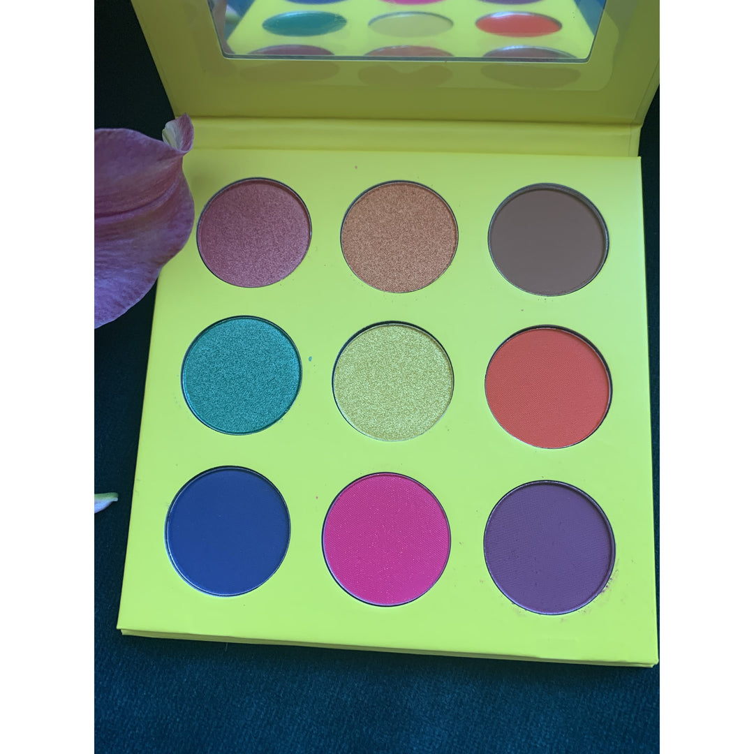 Whorish Beauty- Hot Gyal  Palette - G'wan by Charon